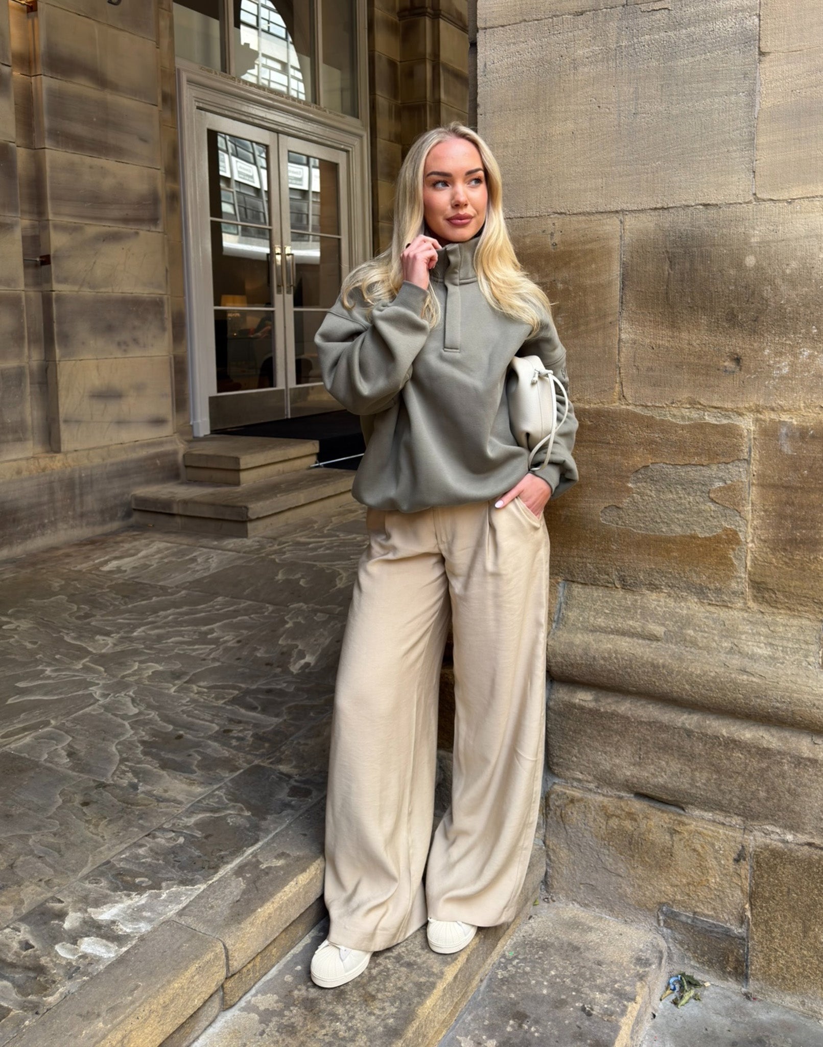 Snap Collar Sierra Sweatshirt in Olive – Gym+Coffee USA