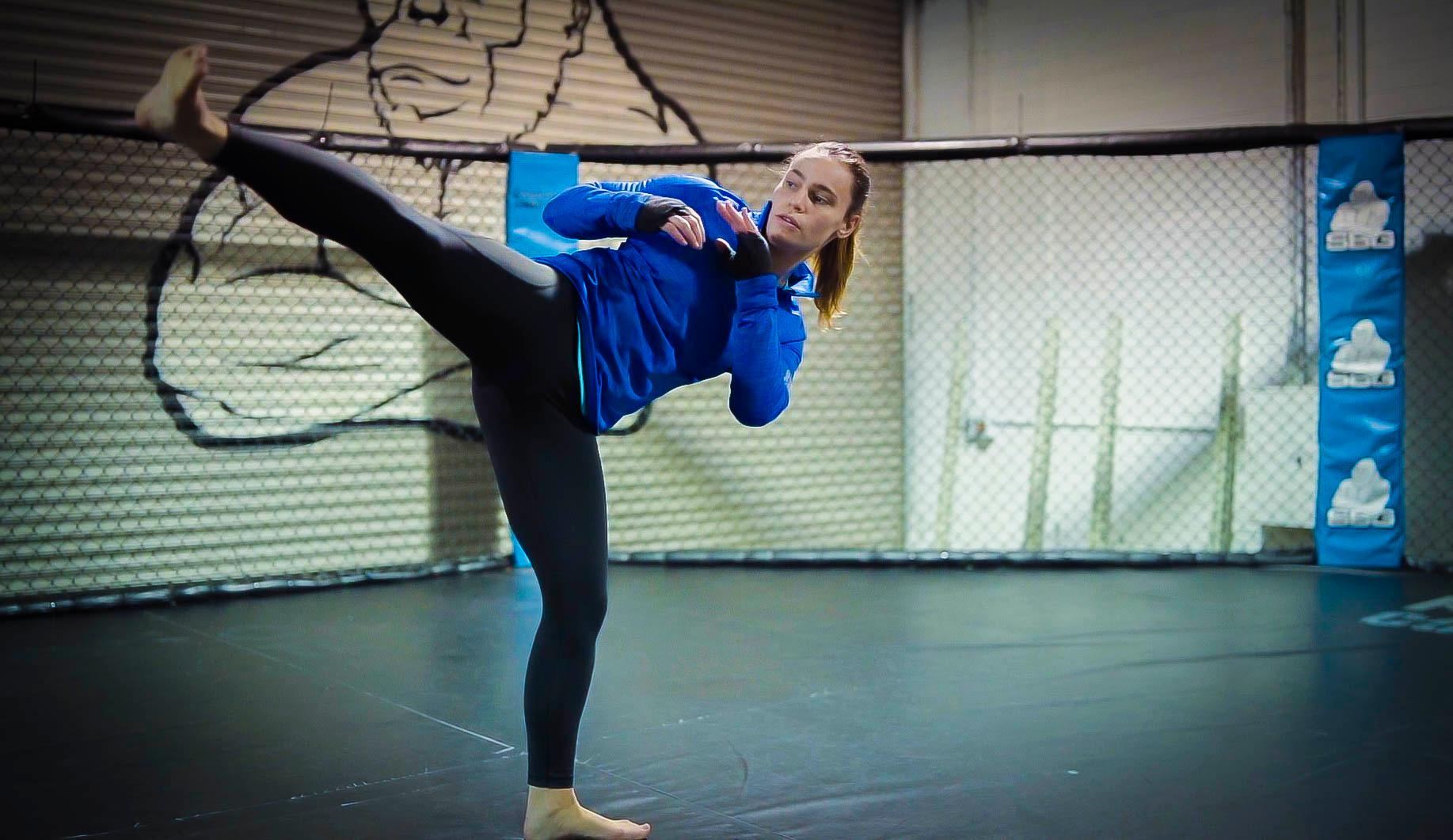 Irish MMA Fighter Dee Begley takes on the World - Gym+Coffee USA