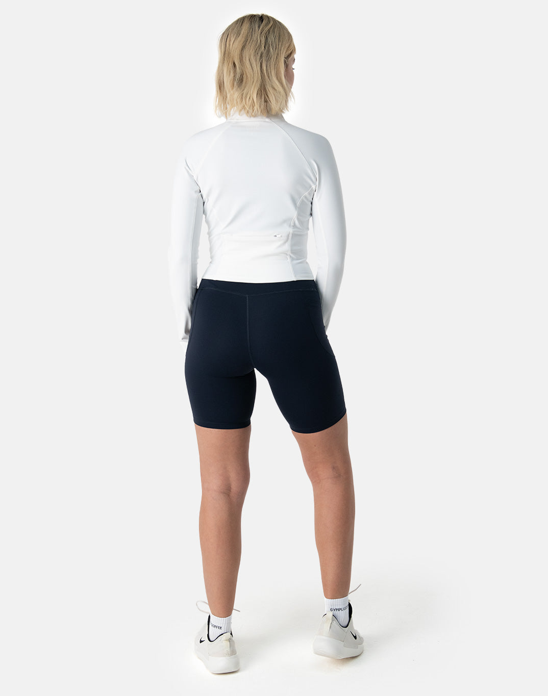 Adaptive Crop Zip in White - Midlayer - Gym+Coffee IE