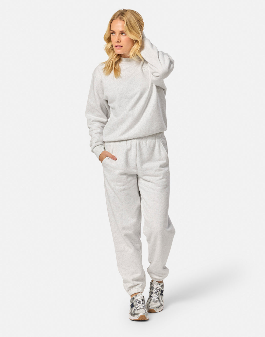 Cascade Crew in White Marl