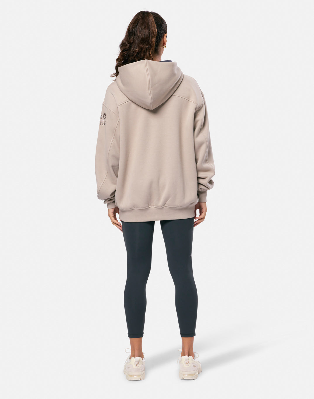 Sierra Hoodie in Rich Taupe