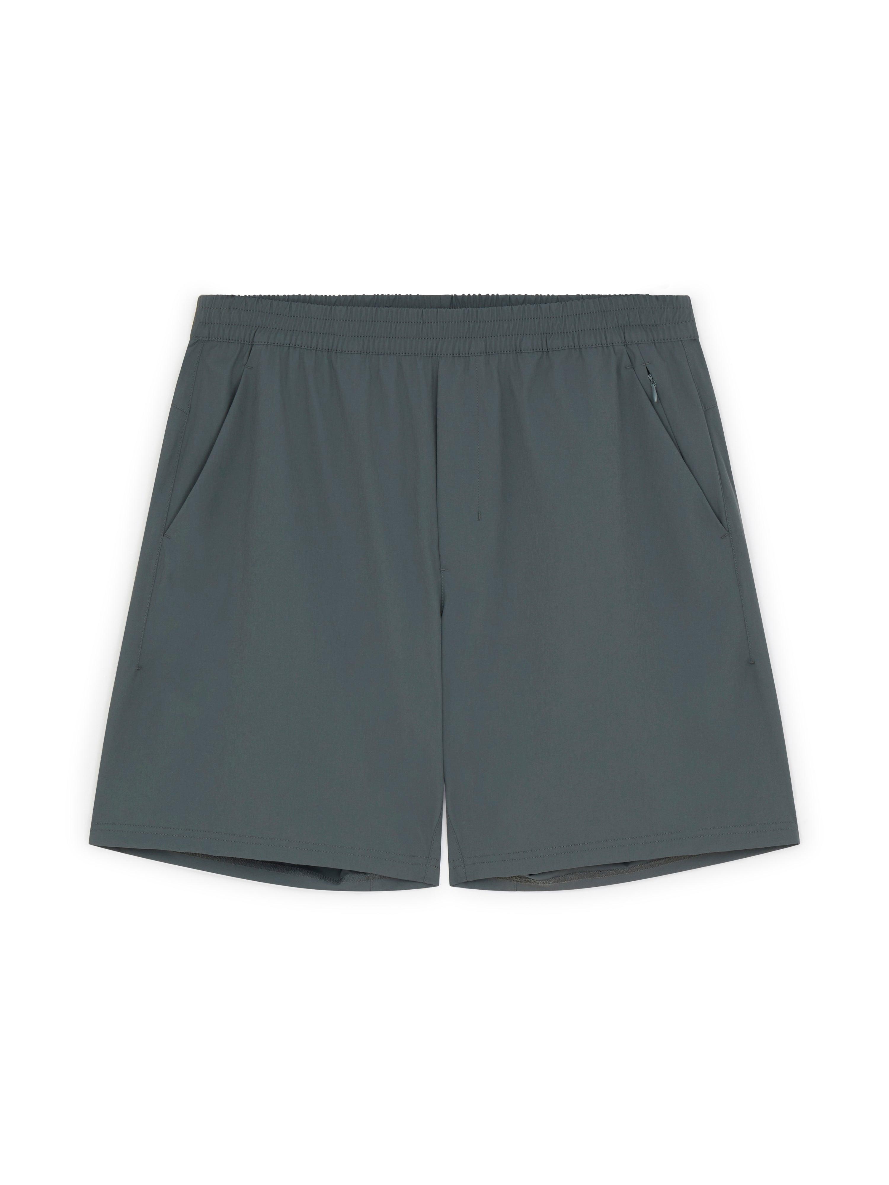 Dart 7&quot; Shorts in Green Smoke - Shorts - Gym+Coffee IE