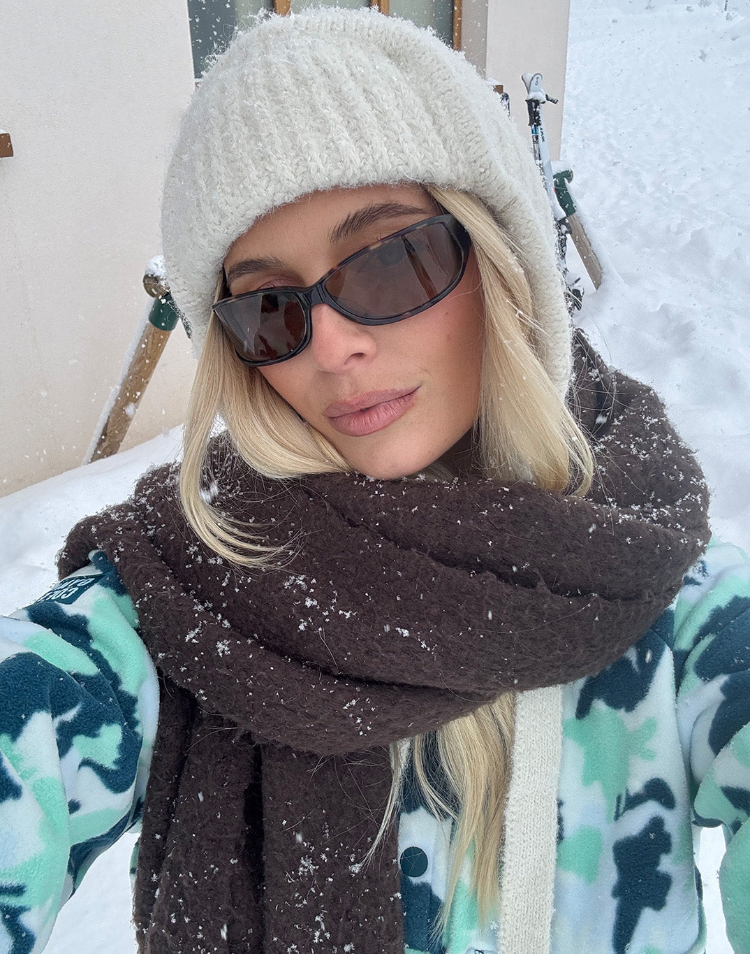 Snap Polar Fleeece in Teal Pop Print