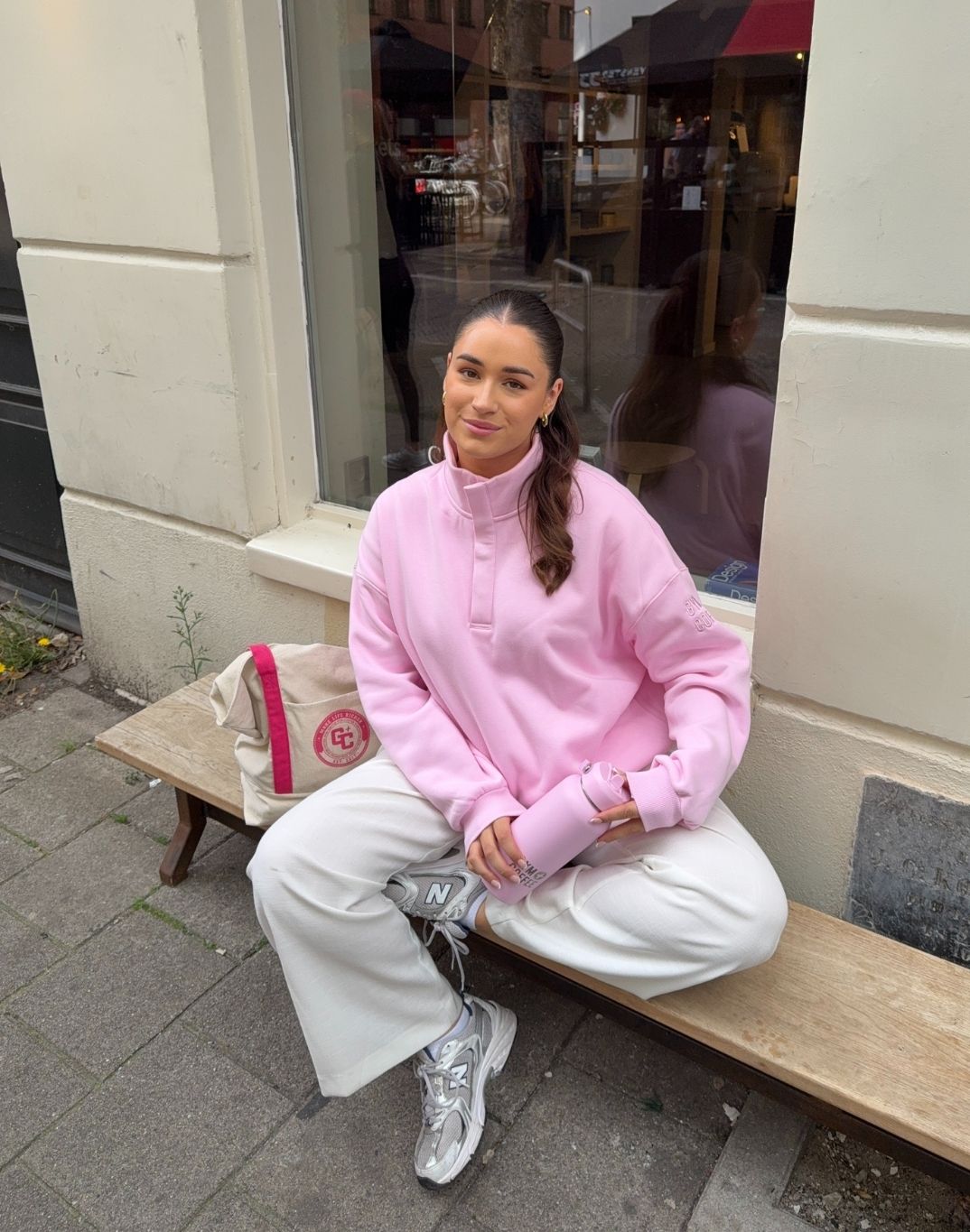 Snap Collar Sierra Sweatshirt in Baby Pink