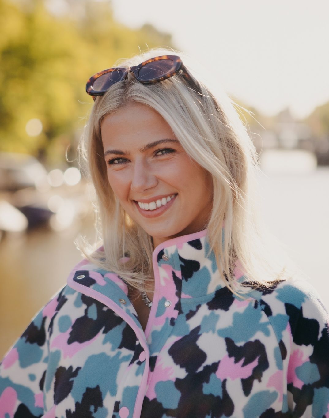 Snap Polar Fleece in Light Pop Print