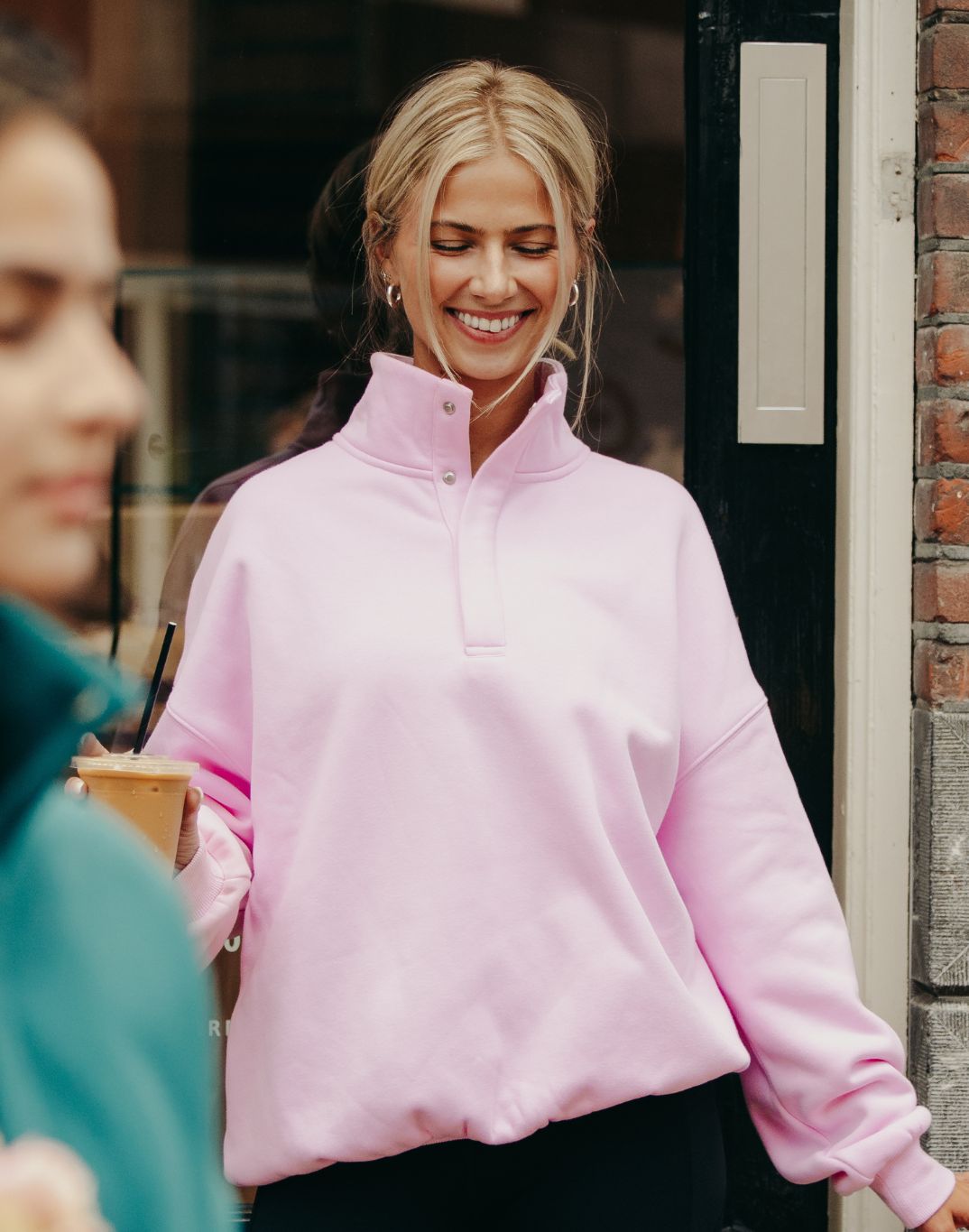 Snap Collar Sierra Sweatshirt in Baby Pink – Gym+Coffee USA