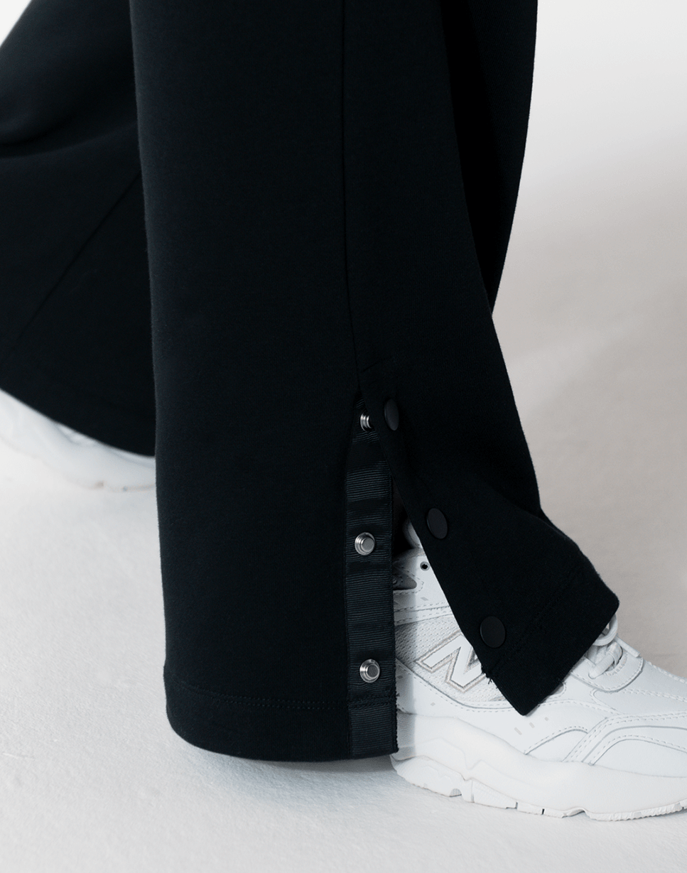 Snap Joggers in Jet Black - Joggers - Gym+Coffee IE